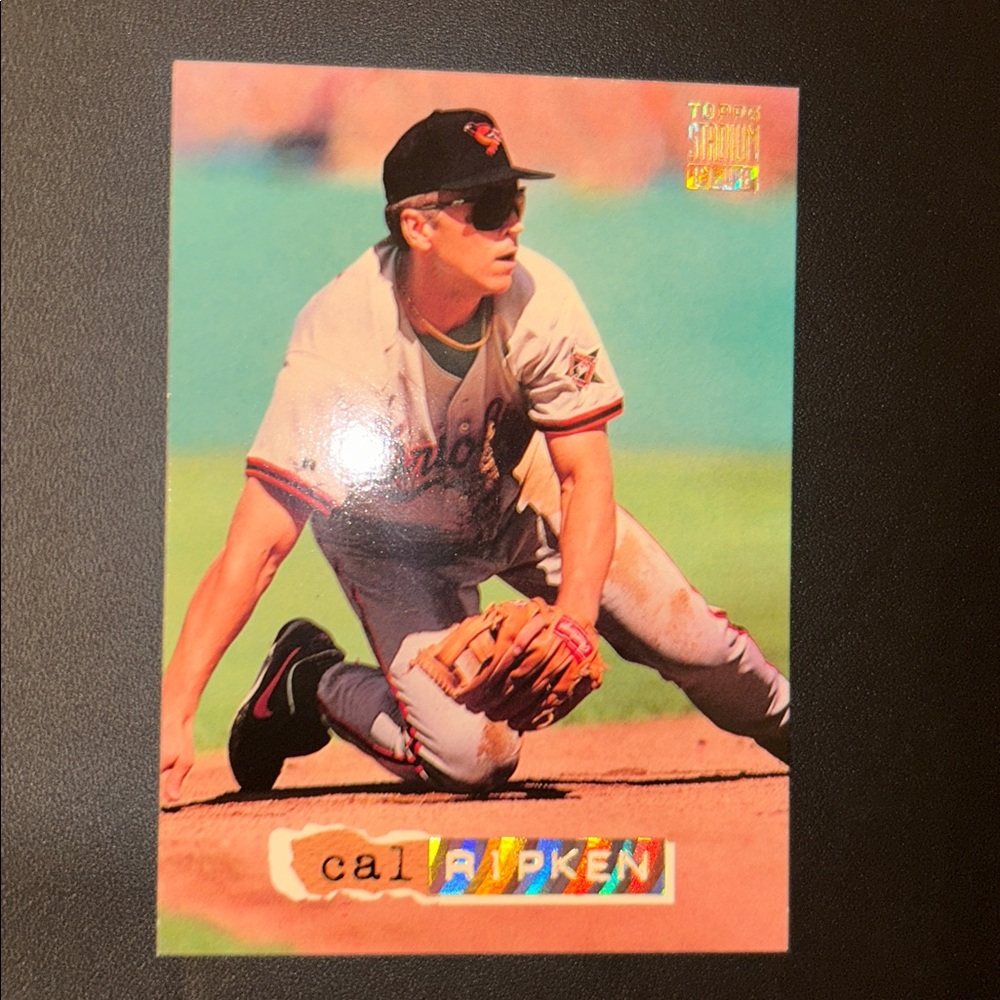 1994 Topps Stadium Club Cal Ripken Jr. Trading Card #373 - Picture 2 of 8